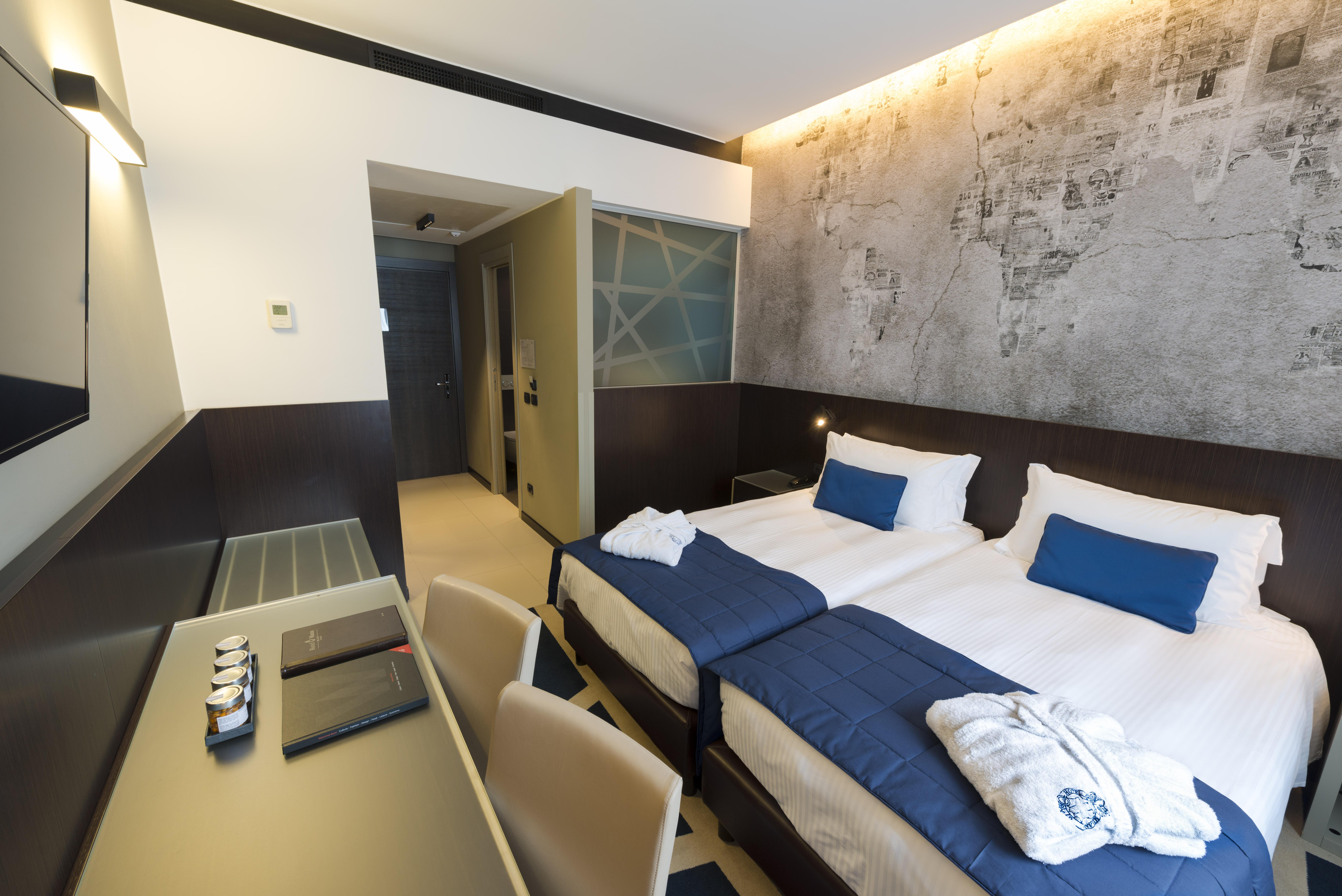 Hotel Manin Milan Bagian luar foto
