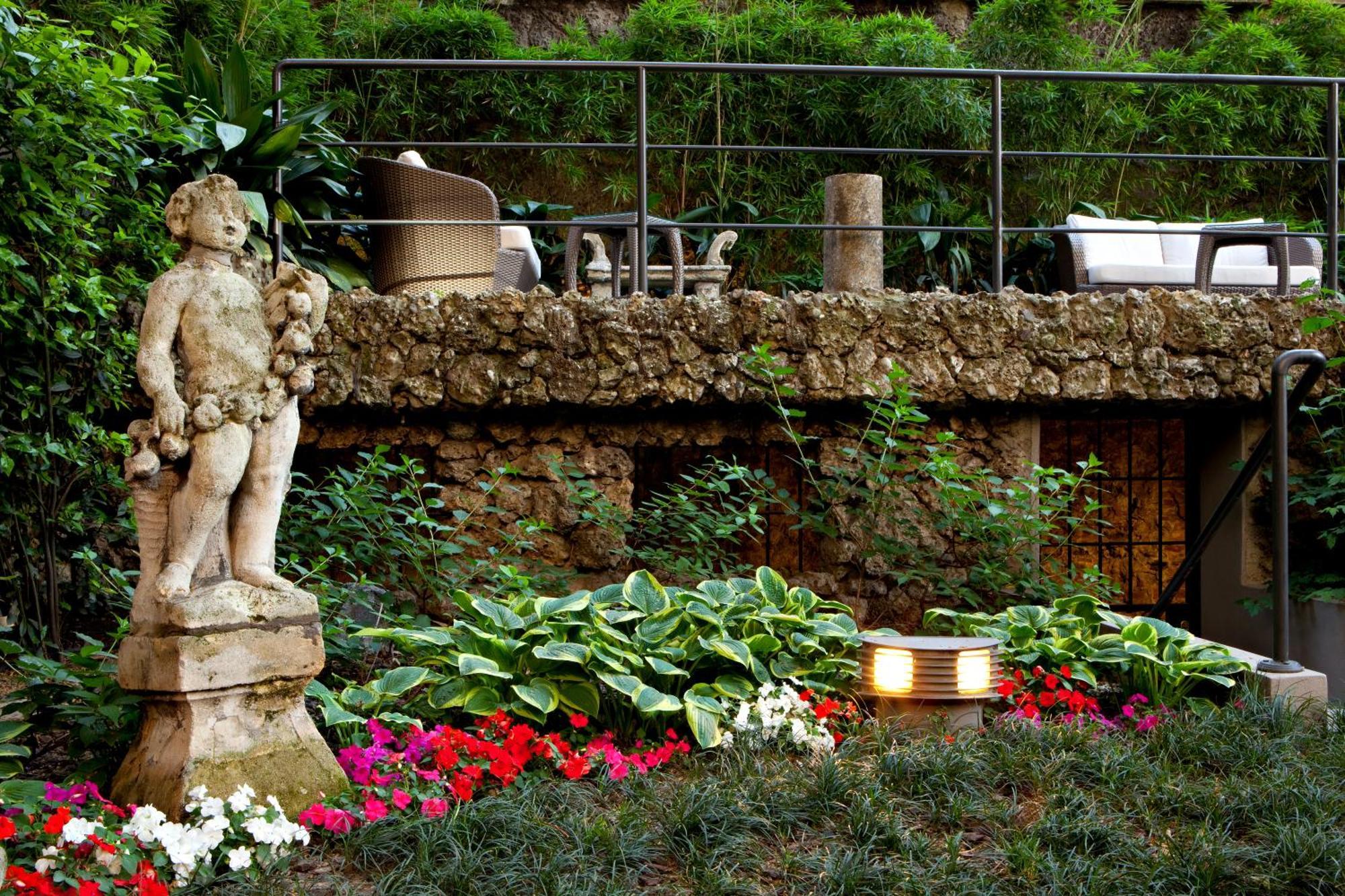 Hotel Manin Milan Bagian luar foto